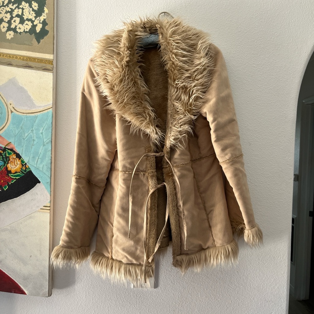 Chic Tan Teddy Jacket with Faux Fur Trim Y2K